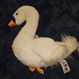 Small White Swan Plush Toy